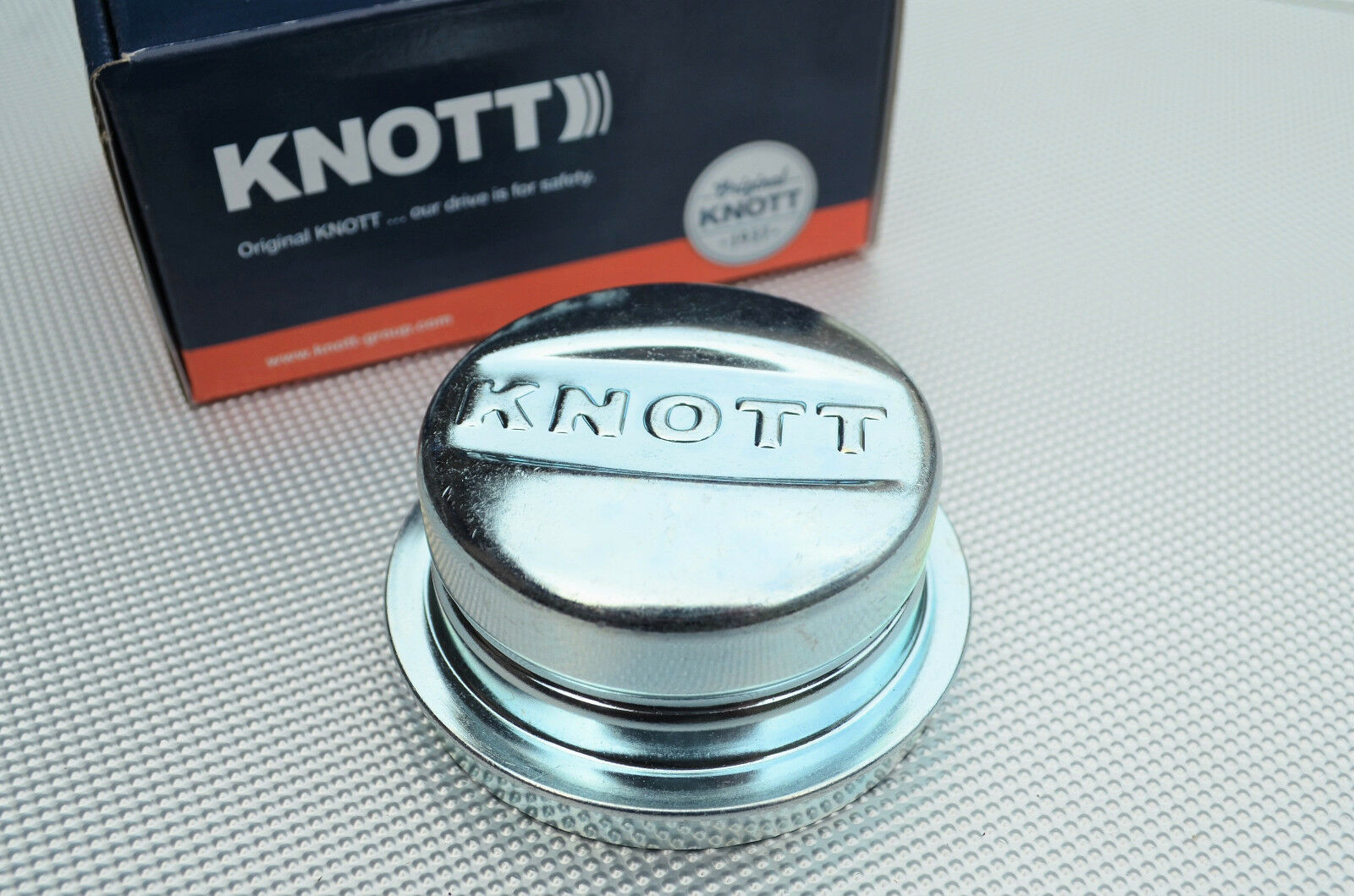 4x Original Knott Fettkappe Achskappe Abdeckkappe Staubkappe Nabenkappe